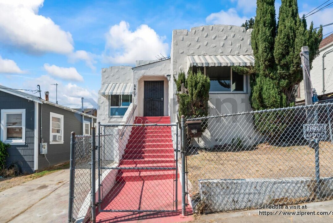 2617 78th Ave in Oakland, CA - Building Photo