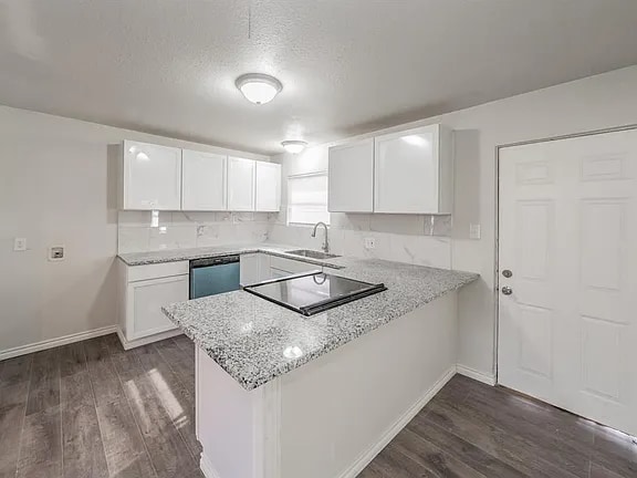 8322 Campanella Dr in Dallas, TX - Building Photo