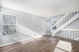 664 Walden Ct in Littleton, CO - Building Photo - Building Photo