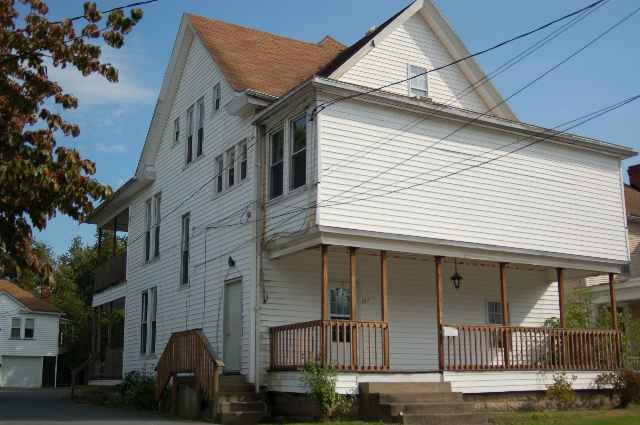 247 Clay St in Clarksburg, WV - Building Photo - Building Photo