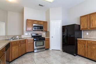 2447 Halstead Dr in Spring, TX - Building Photo - Building Photo