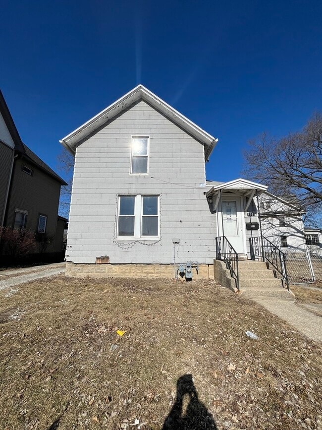 property at 391 E Marsile St