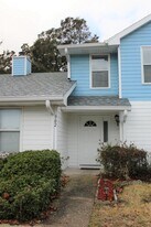 791 Assisi Ln in Atlantic Beach, FL - Building Photo