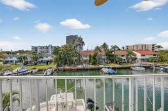 16565 NE 26th Ave in North Miami Beach, FL - Building Photo - Building Photo