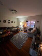 63 Selkirk Rd, Unit 3 in Boston, MA - Building Photo - Building Photo