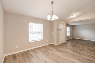 10161 Meadow Point Dr in Jacksonville, FL - Foto de edificio - Building Photo