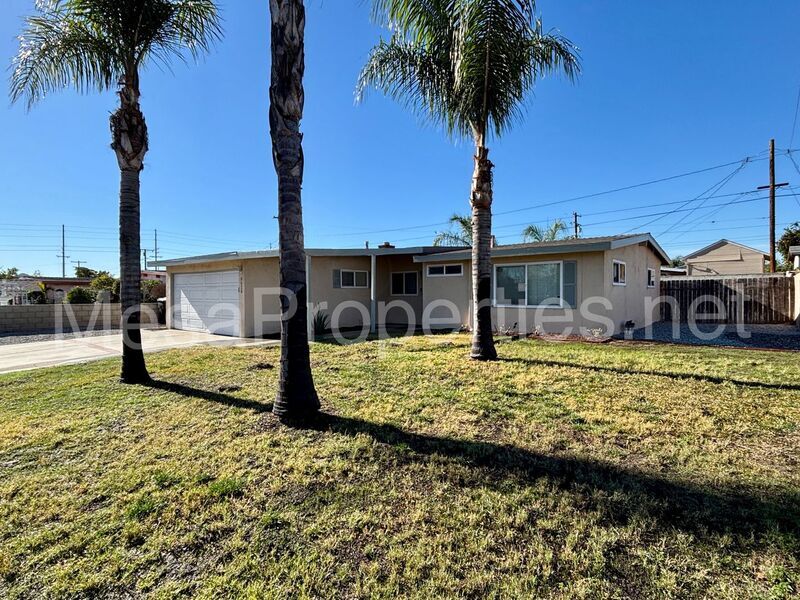 9628 Madrona Dr in Fontana, CA - Building Photo