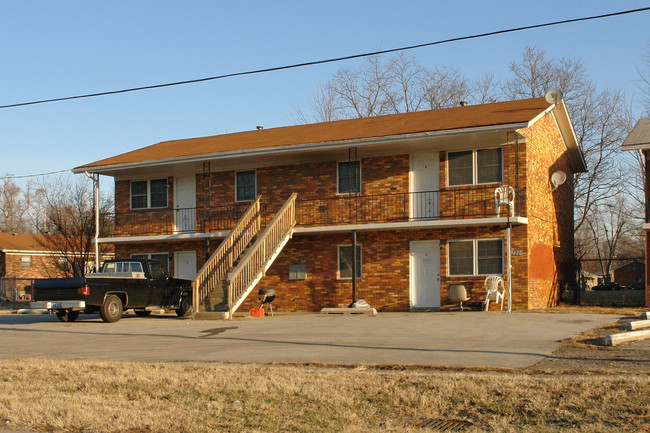 3425 Shagbark Rd in Louisville, KY - Building Photo - Building Photo