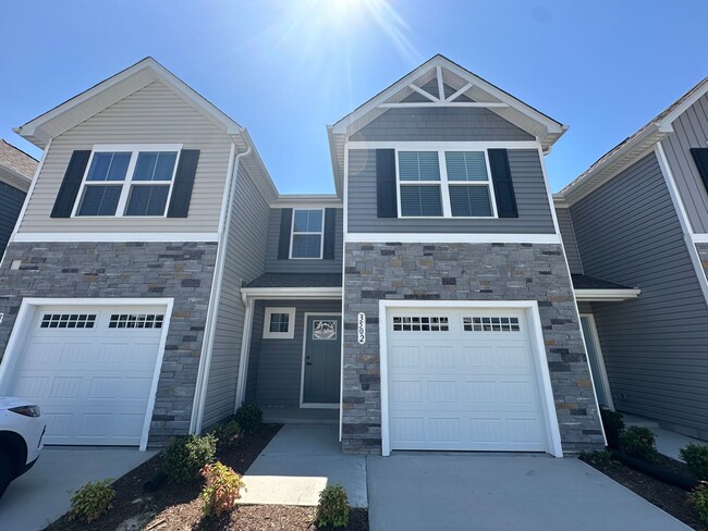 property at 3502 N Adams Lndg Rd
