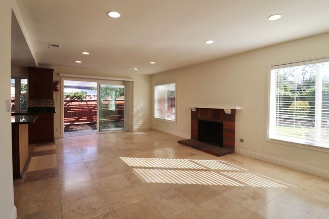 property at 3874 Coronado Cir