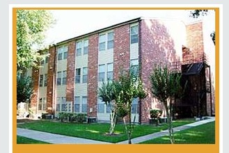 Moss Gardens in Lafayette, LA - Foto de edificio - Building Photo