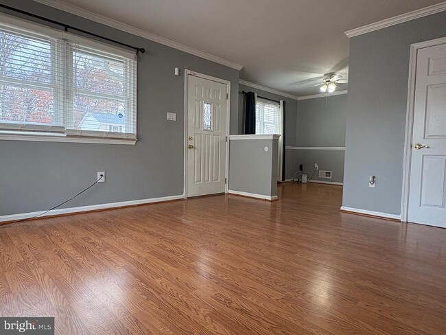 12654 Valleywood Dr in Woodbridge, VA - Building Photo - Building Photo