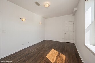 3510 W Palmer St in Chicago, IL - Building Photo - Building Photo