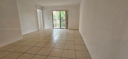 871 NE 207th Terrace in Miami, FL - Building Photo - Building Photo