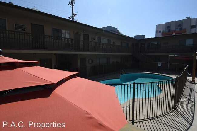 5255 Blakeslee Ave in Los Angeles, CA - Building Photo - Building Photo