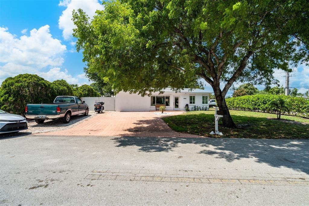 461 NE 31st Ct in Pompano Beach, FL - Building Photo