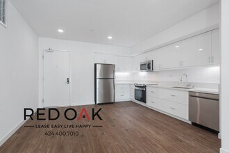 1011-1013 Everett St in Los Angeles, CA - Foto de edificio - Building Photo