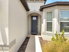 957 Silverlake Blvd in Lake Alfred, FL - Building Photo - Building Photo