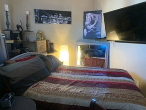 1699 Deep Spring Ave in Las Vegas, NV - Building Photo - Building Photo