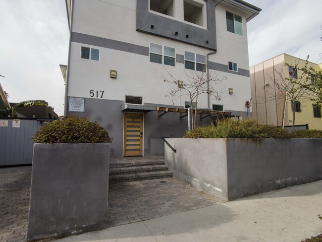 517 N Harvard Blvd in Los Angeles, CA - Building Photo - Building Photo