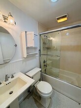 133 Berry Hill Rd, Unit 2 in Oyster Bay, NY - Building Photo - Building Photo