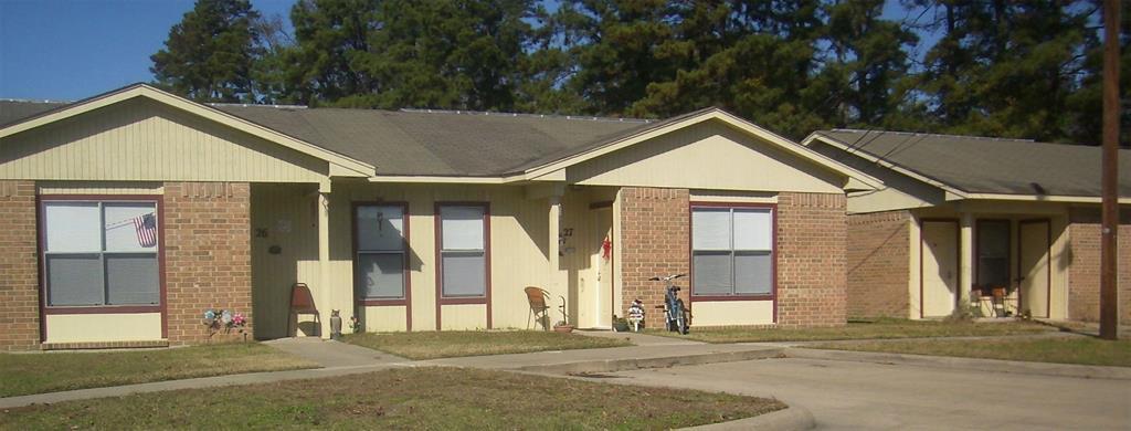 101 Seniors Ave in Carthage, TX - Foto de edificio