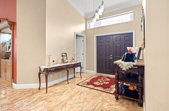 6585 NW 46th St in Lauderhill, FL - Building Photo - Building Photo