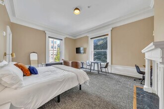 166 Bryant St in Buffalo, NY - Building Photo - Building Photo