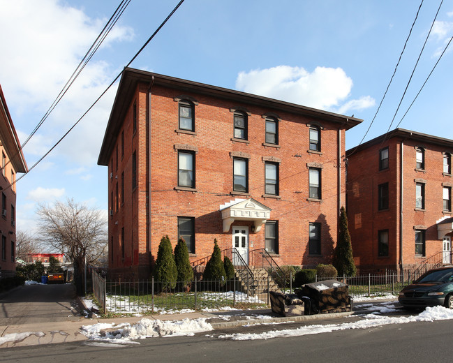 146-148 Wooster St in Hartford, CT - Building Photo - Building Photo