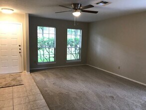 3219 Villagedale Dr in Humble, TX - Building Photo - Building Photo