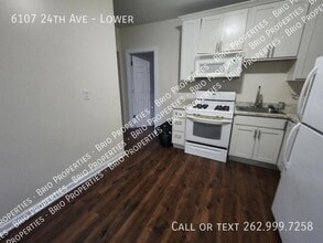 6107 24th Ave in Kenosha, WI - Building Photo - Building Photo