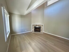 434 E Bard Rd in Oxnard, CA - Building Photo - Building Photo