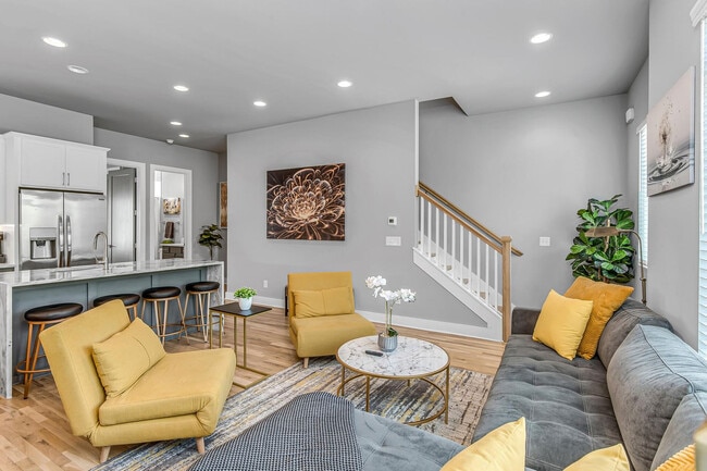 970 Youngs Ln in Nashville, TN - Building Photo - Building Photo