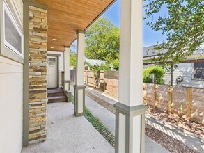 4604 Avenue H in Austin, TX - Building Photo - Building Photo