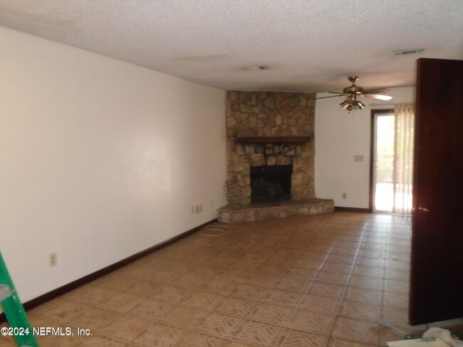 4346 Windergate Ct in Jacksonville, FL - Foto de edificio - Building Photo