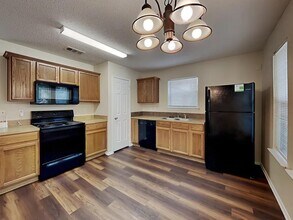 7040 Sorcey Rd in Dallas, TX - Building Photo - Building Photo