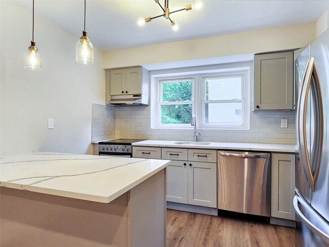 35 Ridge Rd in Dobbs Ferry, NY - Building Photo - Building Photo