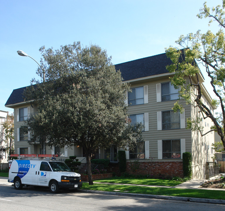 366 Mentor Ave in Pasadena, CA - Building Photo