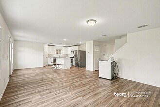 1020 Valerian Dr in Haslet, TX - Foto de edificio - Building Photo