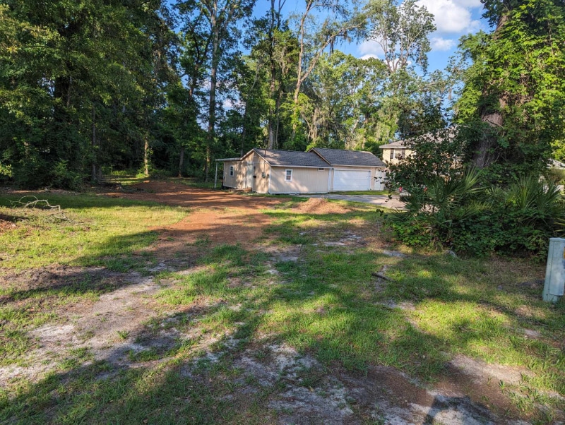 412 Timberlane Cir in Hinesville, GA - Foto de edificio