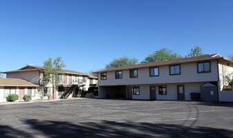 Palm Drive Apartments in Wickenburg, AZ - Building Photo