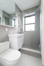 115 Highland Ave, Unit 4 in Somerville, MA - Foto de edificio - Building Photo