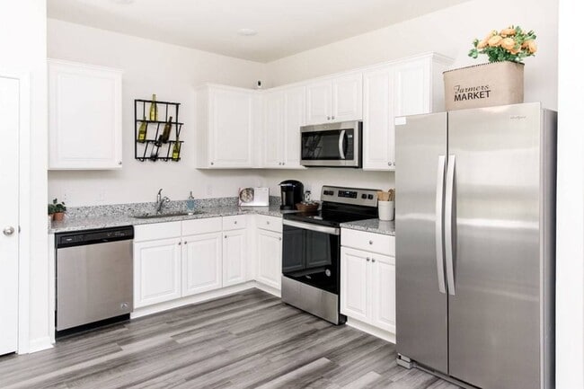 Covey Homes Wescott in Summerville, SC - Foto de edificio - Building Photo