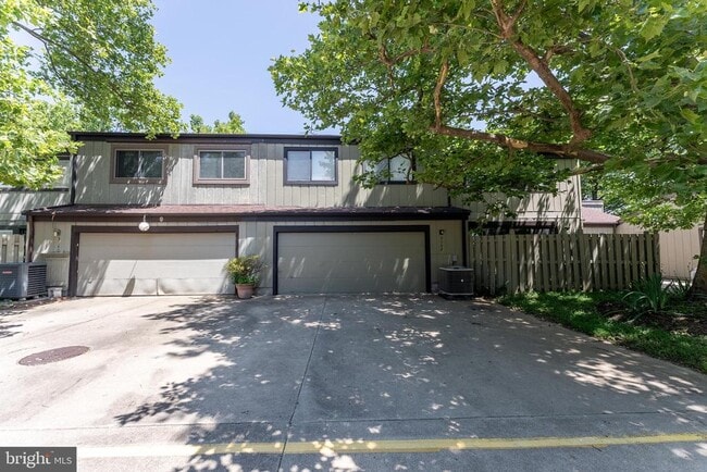 property at 3142 Babashaw Ct