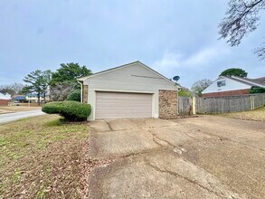 2664 Richwood St in Memphis, TN - Building Photo - Building Photo