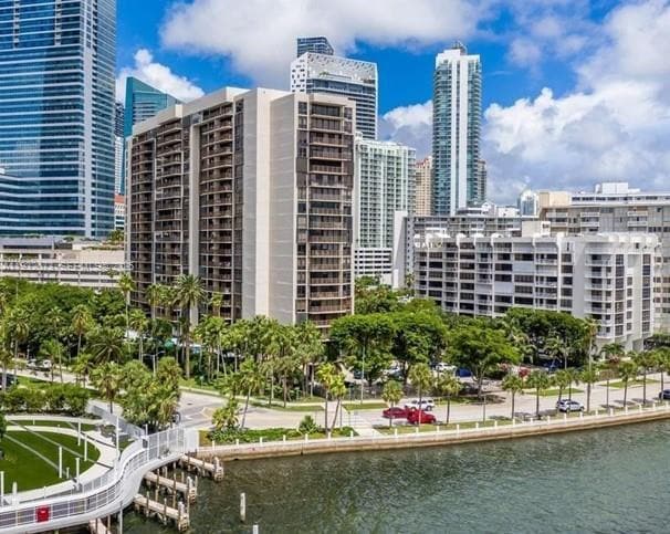 property at 1450 Brickell Bay Dr