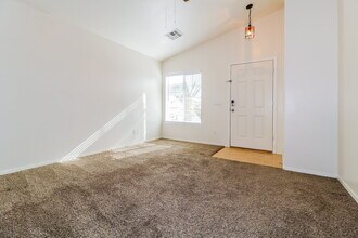 22332 W Lasso Ln in Buckeye, AZ - Foto de edificio - Building Photo