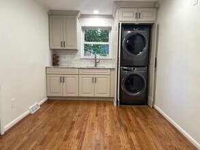 6721 Eleck Pl in Madeira, OH - Building Photo - Building Photo
