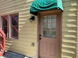 55 Clifton St SE in Atlanta, GA - Building Photo