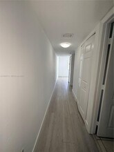 12605 SW 91st St in Miami, FL - Foto de edificio - Building Photo